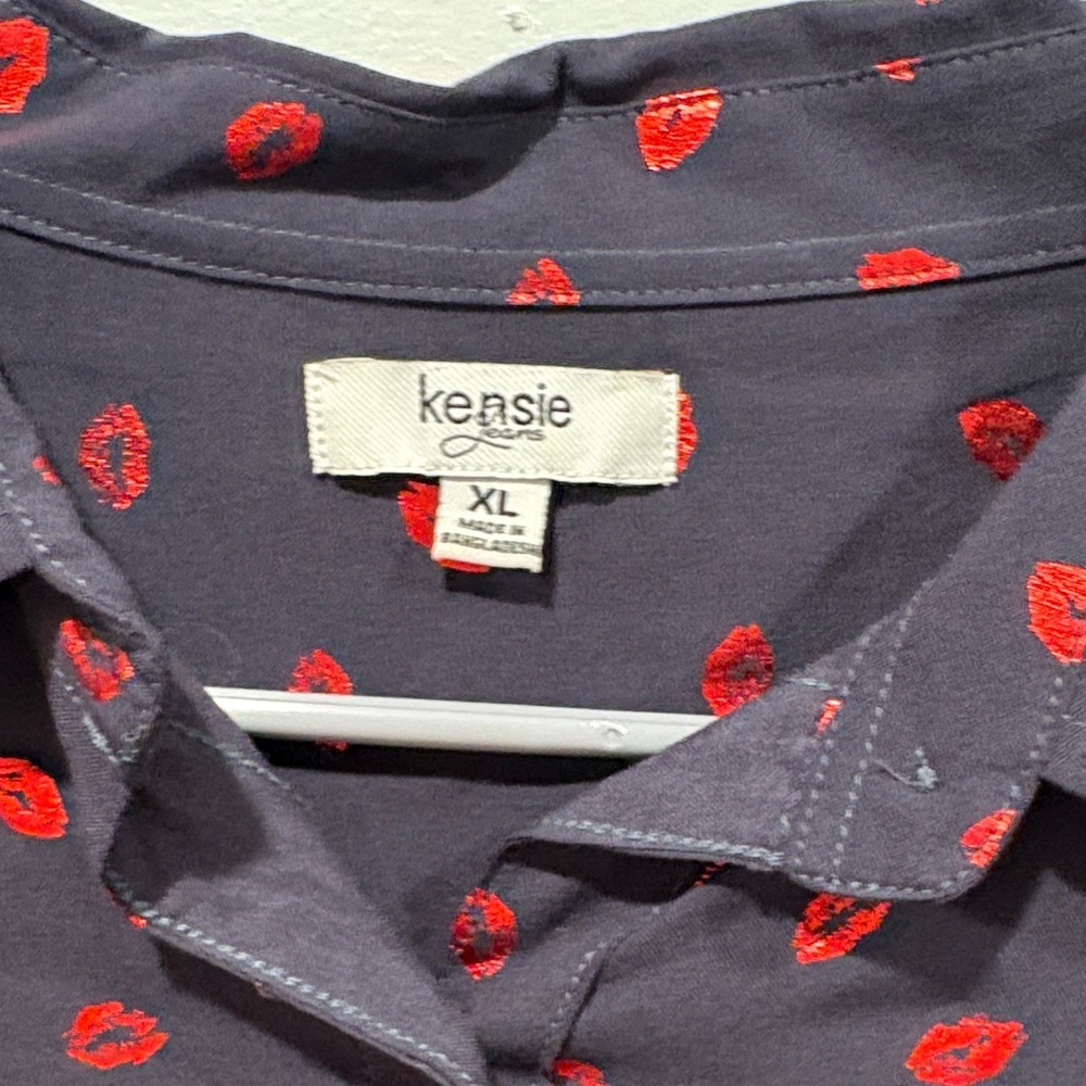 Kensie gray and Red Button Down Shirt- Valentine’s Day - Picture 2 of 6